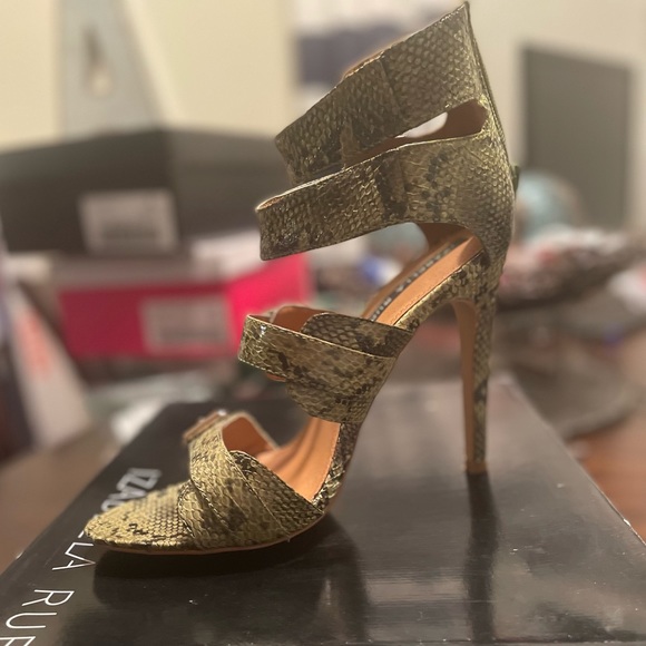 Green Snakeskin Sandal - Picture 1 of 4